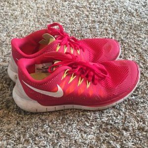 Nike Free Run 5.0 Red & White Size 7